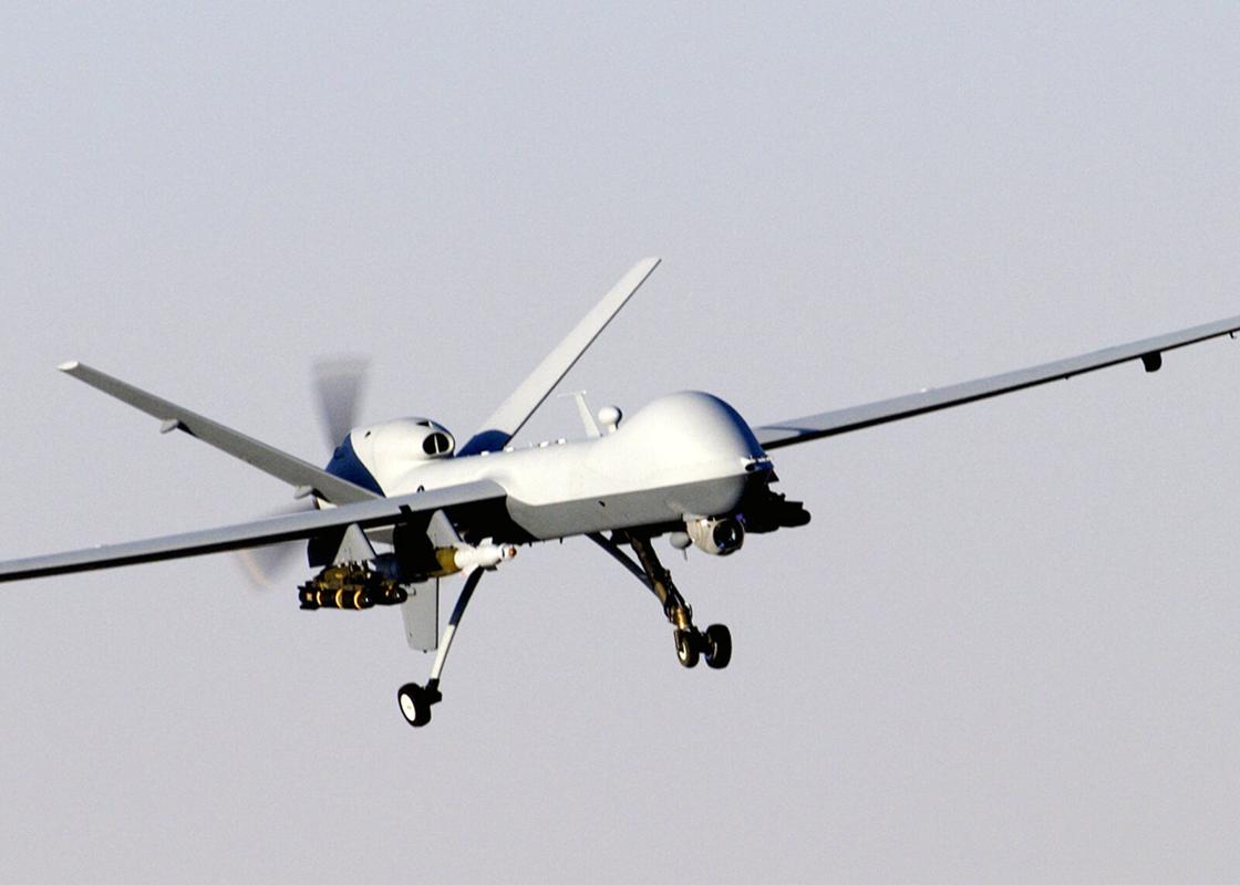 Amerykański dron MQ-9 Reaper Sił Powietrznych USA w locie