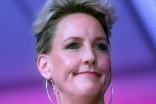 Erin Brockovich obligó a PG&E a pagar 333 millones de dólares por envenenar Hinkley