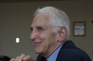 Daniel Ellsberg leaked 7,000 pages of the Pentagon Papers